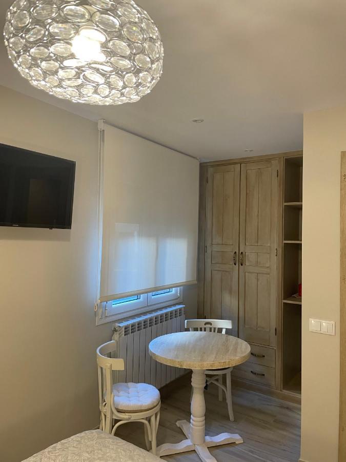 בייסקאס Apartamentos Casa Isabale מראה חיצוני תמונה