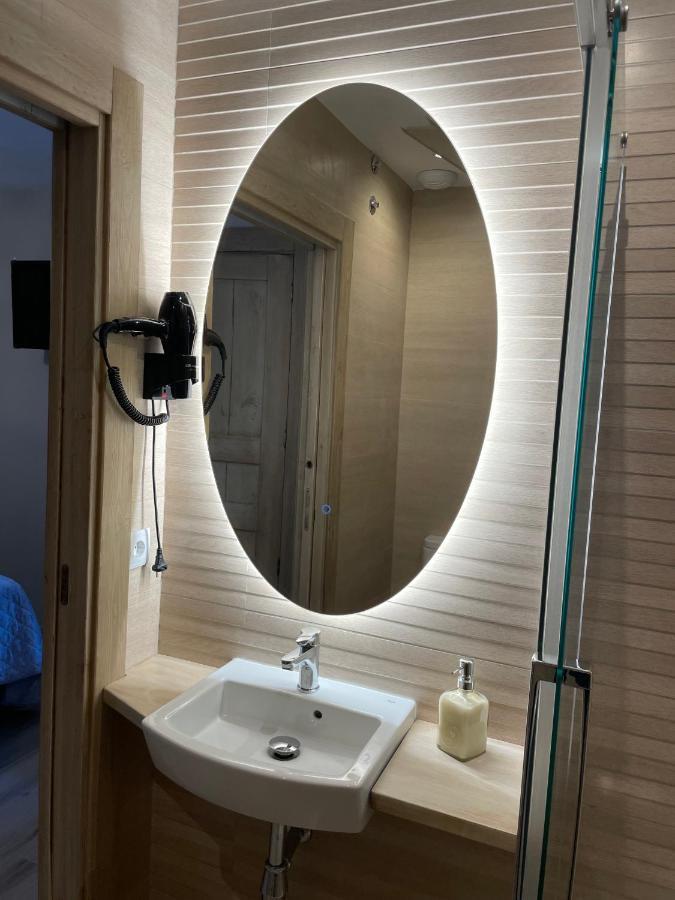 בייסקאס Apartamentos Casa Isabale מראה חיצוני תמונה
